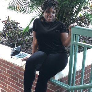 Meet your Posher, Bria